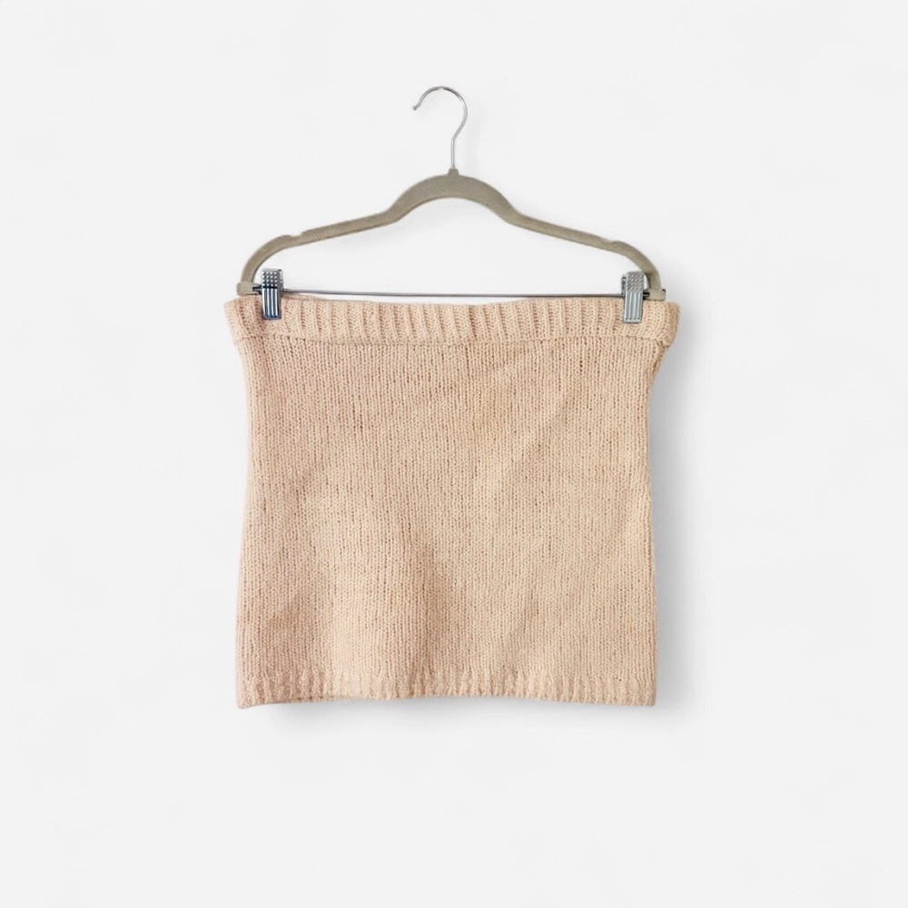 ANTHROPOLOGIE FLAT WHITE TOP